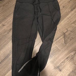 Lululemon dark grey joggers